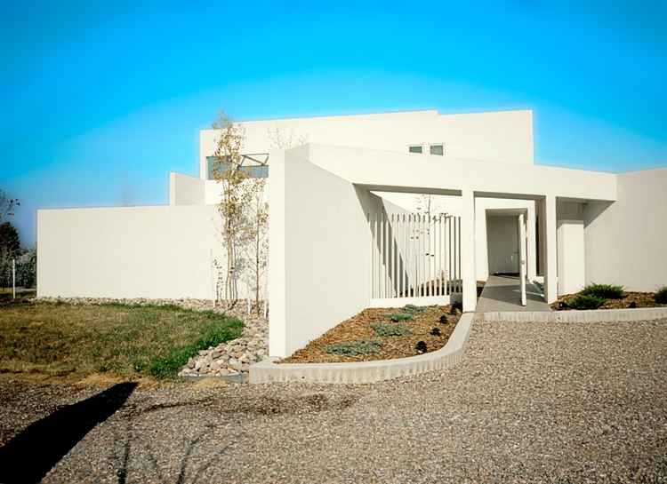 Abrams house front entrance, leading to the entry courtyard and front door